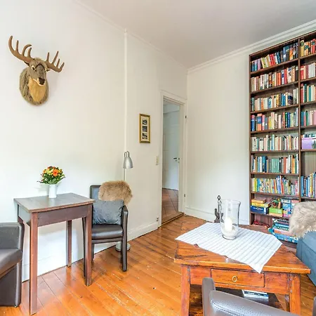 Rustic With Garden In Germany Apartment
