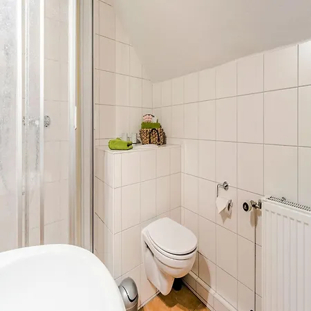 Rustic With Garden In Germany Apartment